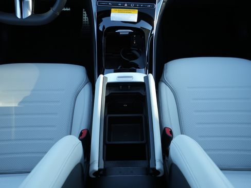 New 2026 Mercedes-Benz GLC 300 4MATIC image 28