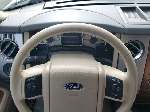 Used 2010 Ford Expedition Eddie Bauer image 22