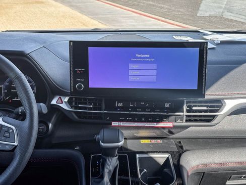 New 2026 Toyota Sienna XSE FWD image 16