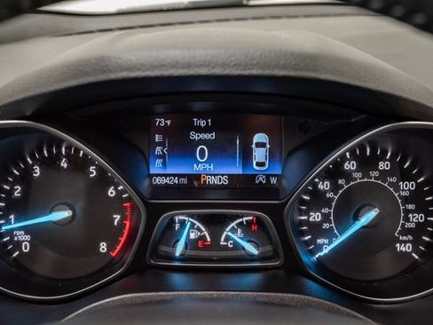 Used 2017 Ford Escape SE w/ SE Sport Appearance Package AWD/4WD image 13