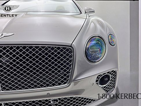 Used 2023 Bentley Continental GT Azure image 10