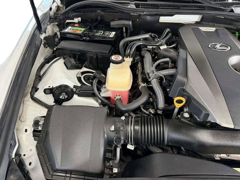 Used 2019 Lexus IS 300 F Sport w/ F Sport Package image 11