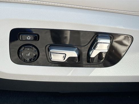 New 2027 BMW X7 M60i AWD/4WD image 26