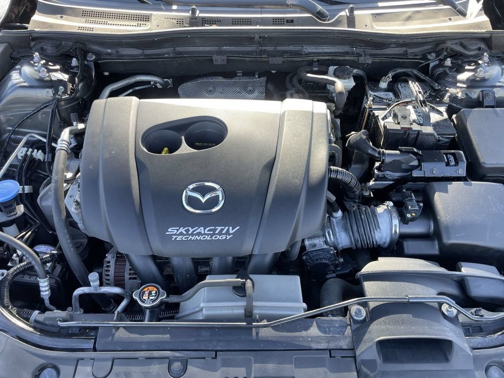 Used 2018 MAZDA MAZDA3 Touring FWD image 15