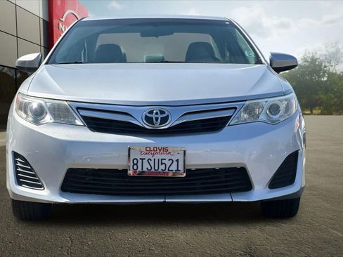 Used 2014 Toyota Camry LE FWD image 11