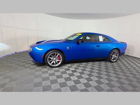 Used 2025 Dodge Charger Daytona Scat Pack w/ Track Pack AWD/4WD image 50