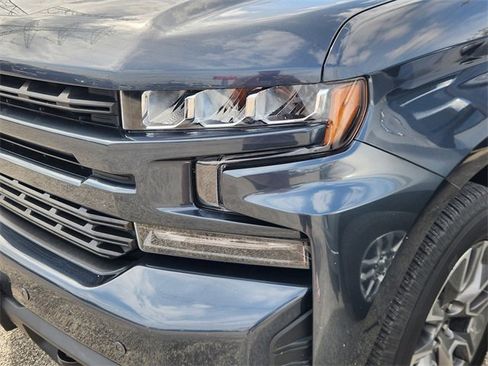 Used 2022 Chevrolet Silverado 1500 RST w/ Safety Package image 6