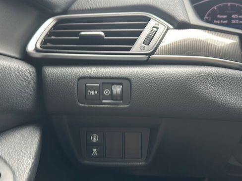 Used 2020 Honda Accord Sport image 34