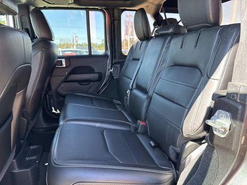 Used 2021 Jeep Wrangler Unlimited Sahara w/ Cold Weather Group image 7