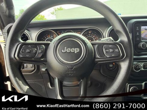Used 2021 Jeep Wrangler Unlimited Sport AWD/4WD image 33