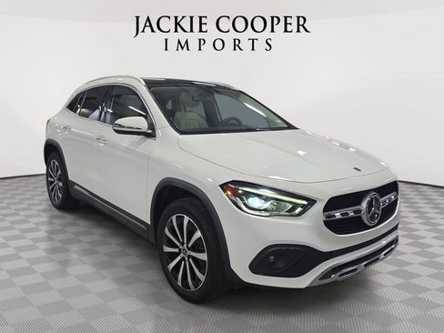 Used 2021 Mercedes-Benz GLA 250 w/ Premium Package image 3