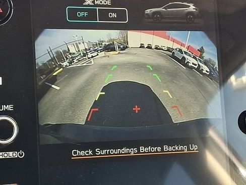 Used 2024 Subaru Crosstrek 2.0i Premium image 18