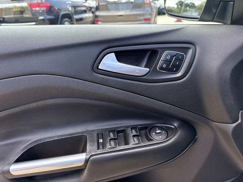 Used 2014 Ford Escape Titanium w/ Equipment Group 401A FWD image 19