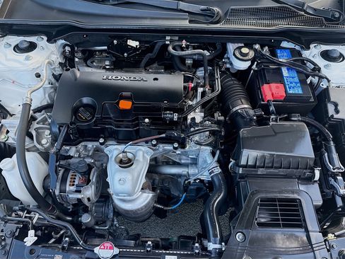 Used 2024 Honda Civic Sport image 33