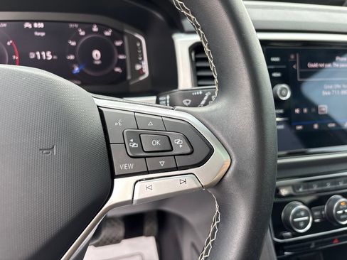 Certified 2023 Volkswagen Atlas SE w/ Panoramic Sunroof Package FWD image 19
