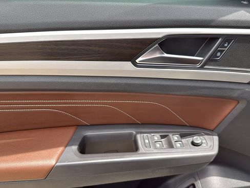 Used 2022 Volkswagen Atlas SE FWD image 11