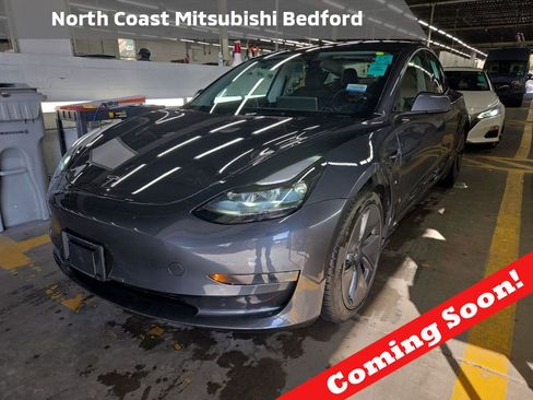 Used 2023 Tesla Model 3 Standard Range RWD image 1