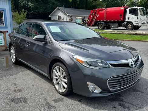 Used 2015 Toyota Avalon Limited FWD image 3