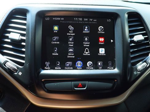 Used 2017 Jeep Cherokee Latitude w/ Comfort/Convenience Group image 49