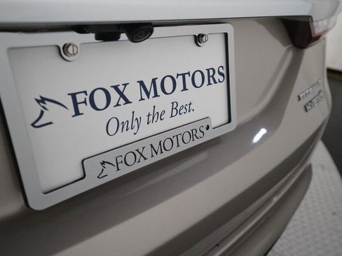 Used 2017 Ford Fusion Titanium image 39