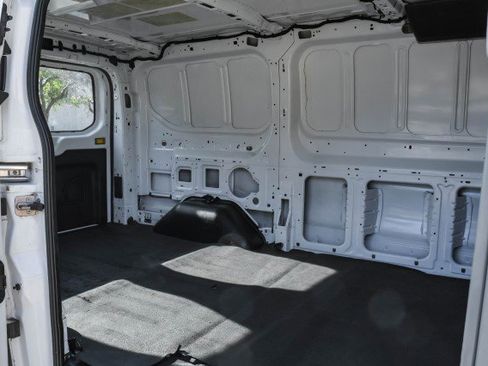 Used 2019 Ford Transit 250 130 Low Roof image 31