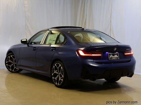 New 2026 BMW 330i xDrive Sedan w/ M Sport Package image 9
