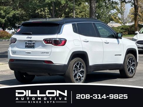 Used 2025 Jeep Compass Limited AWD/4WD image 4