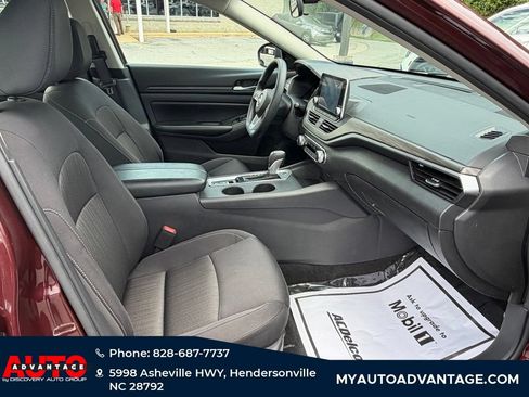 Used 2025 Nissan Altima 2.5 SV AWD/4WD image 28