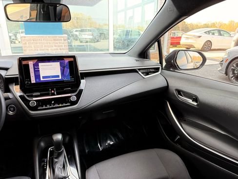 Used 2024 Toyota Corolla SE FWD image 30