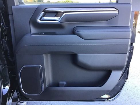 New 2026 Chevrolet Silverado 3500 LT image 15