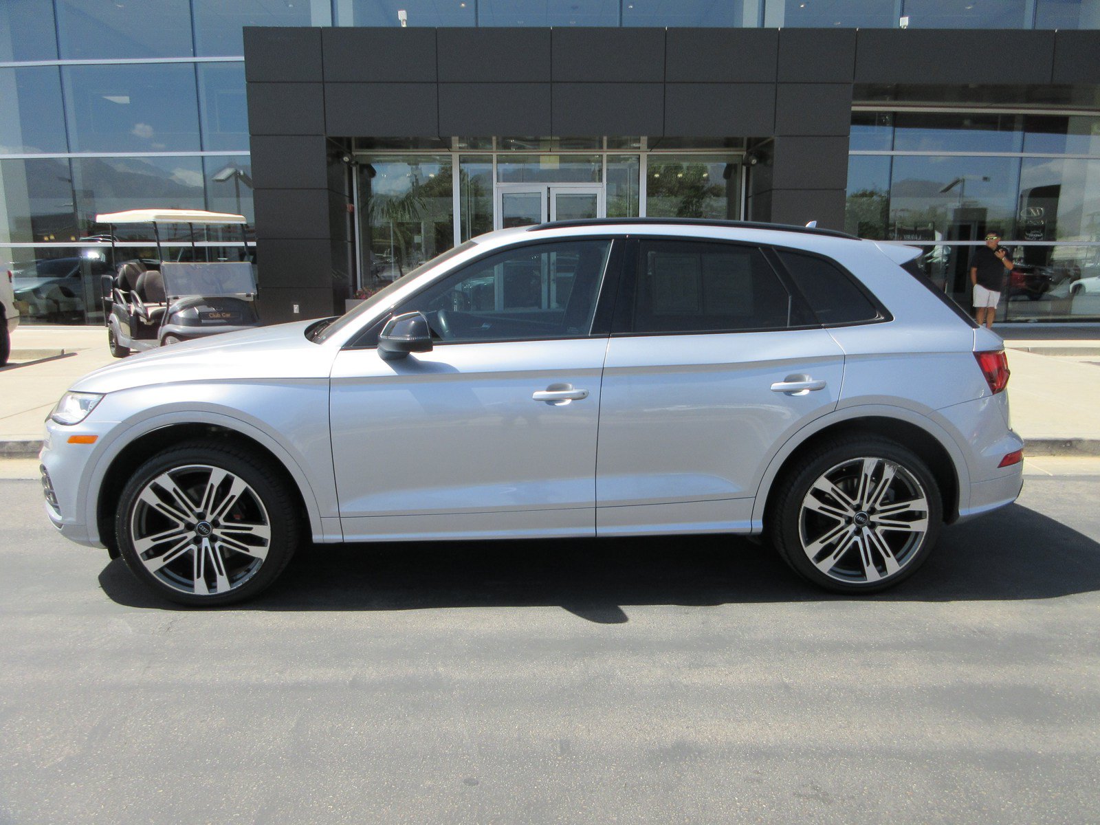 Used 2019 Audi SQ5 Premium Plus AWD/4WD image 3