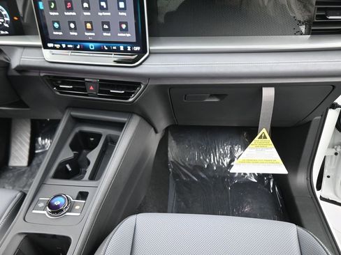 New 2026 Volkswagen Tiguan SE AWD/4WD image 44