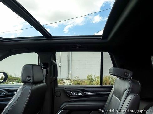 Used 2021 GMC Yukon Denali w/ LPO, Illumination Package image 12