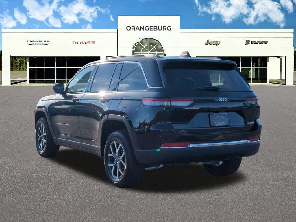 New 2027 Jeep Grand Cherokee Laredo X RWD image 6