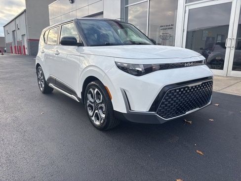 Used 2025 Kia Soul EX image 1