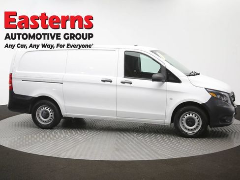Used 2022 Mercedes-Benz Metris image 42