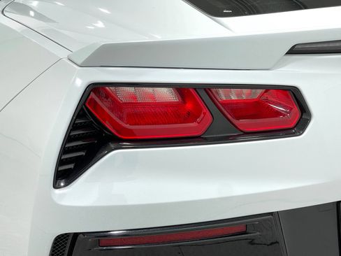 Used 2019 Chevrolet Corvette Stingray Coupe RWD image 27