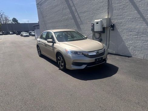 Used 2017 Honda Accord LX image 1