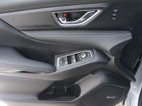 Used 2025 Subaru Ascent Limited image 11