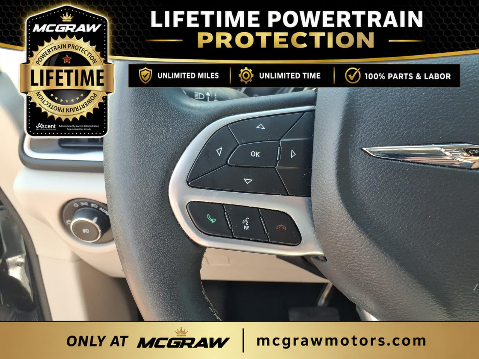Used 2023 Chrysler Pacifica Touring-L FWD image 16