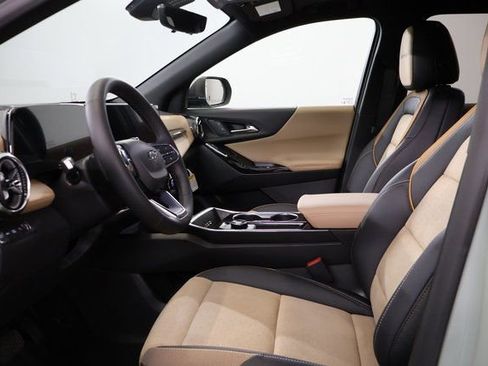 New 2026 Chevrolet Equinox ACTIV w/ Convenience Package III image 11