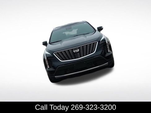 Used 2021 Cadillac XT4 Premium Luxury w/ Cold Weather Package image 10