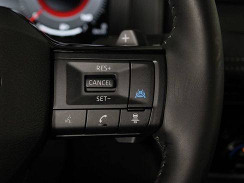 Certified 2026 Nissan Rogue SL FWD image 29