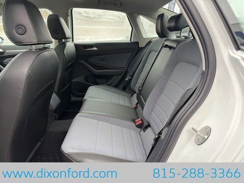 New 2026 Volkswagen Jetta SE FWD image 22