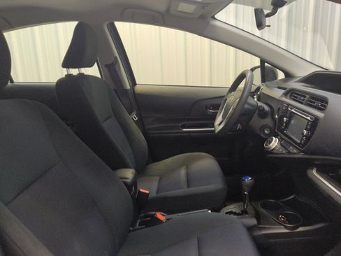 Used 2015 Toyota Prius C Two FWD image 21