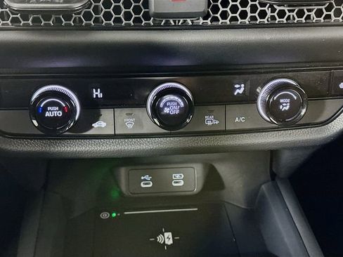 Certified 2026 Honda HR-V Sport image 24