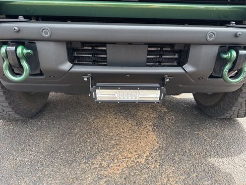 Used 2022 Ford Bronco Wildtrak image 4