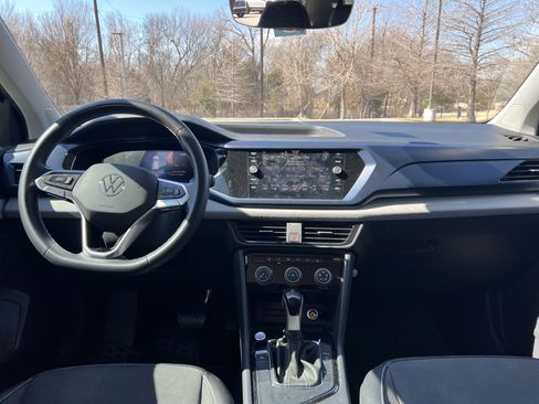 Certified 2023 Volkswagen Taos SE image 26