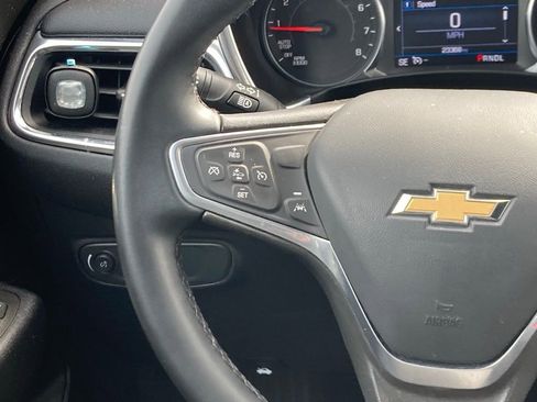 Used 2023 Chevrolet Equinox LT AWD/4WD image 8