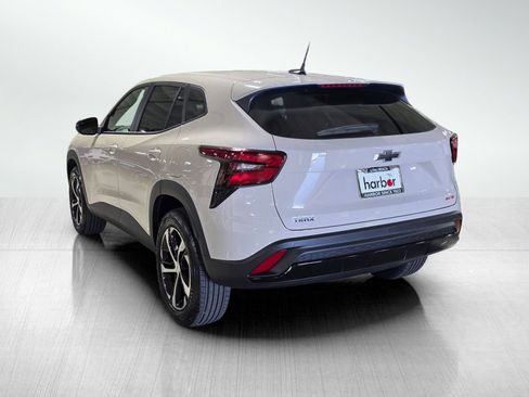New 2026 Chevrolet Trax RS w/ Sunroof Package image 5